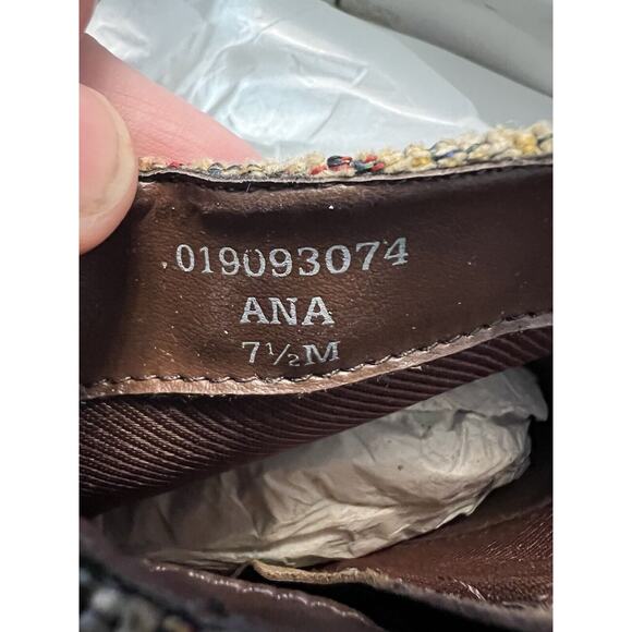 Coldwater Creek Tapestry Leather Ankle Boots Size 7.5 New - Picture 7 of 9